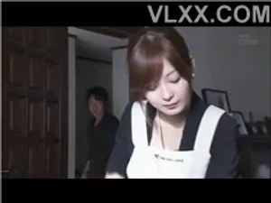 Anh xã đi công chuyện, bà xã ở nhà bị chồng mới cưới của chị gái cưỡng hiếp